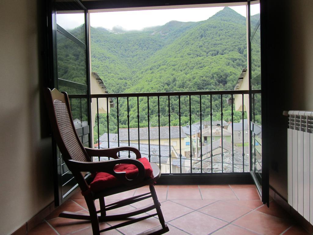 Apartamentos Rurales Casa Baltasar Монастерио-де-Эрмо Номер фото